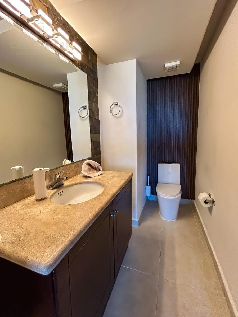 Furnished Apartment for Sale in Isla Dorada C4127