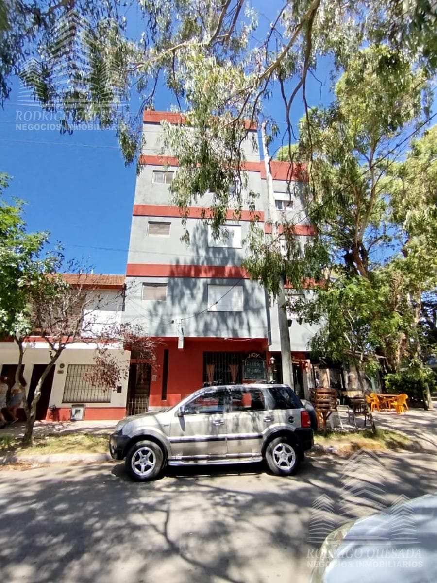 Spacious 2-room apartment!!