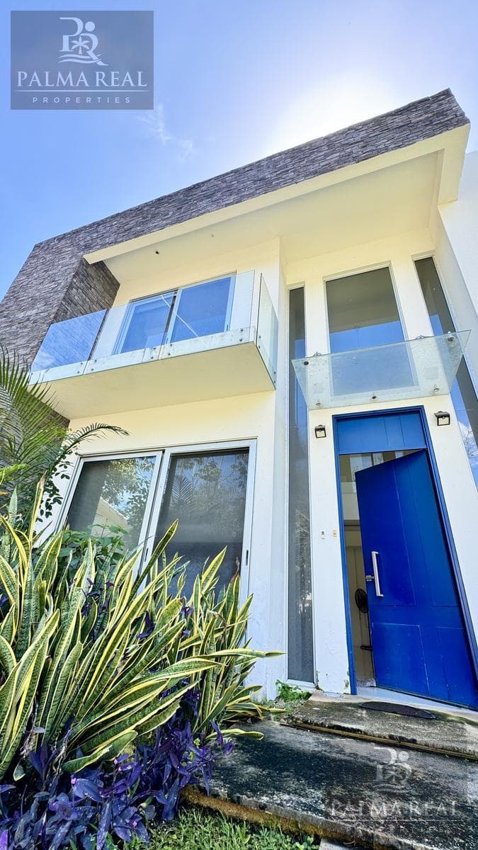 House in Playa Car