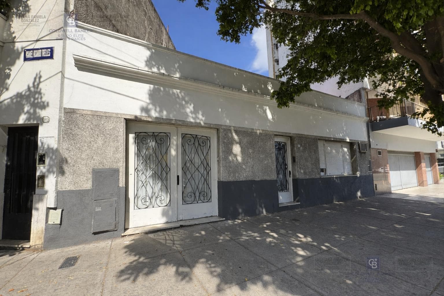 Property for sale in Paternal: 1,500 m² of saleable area