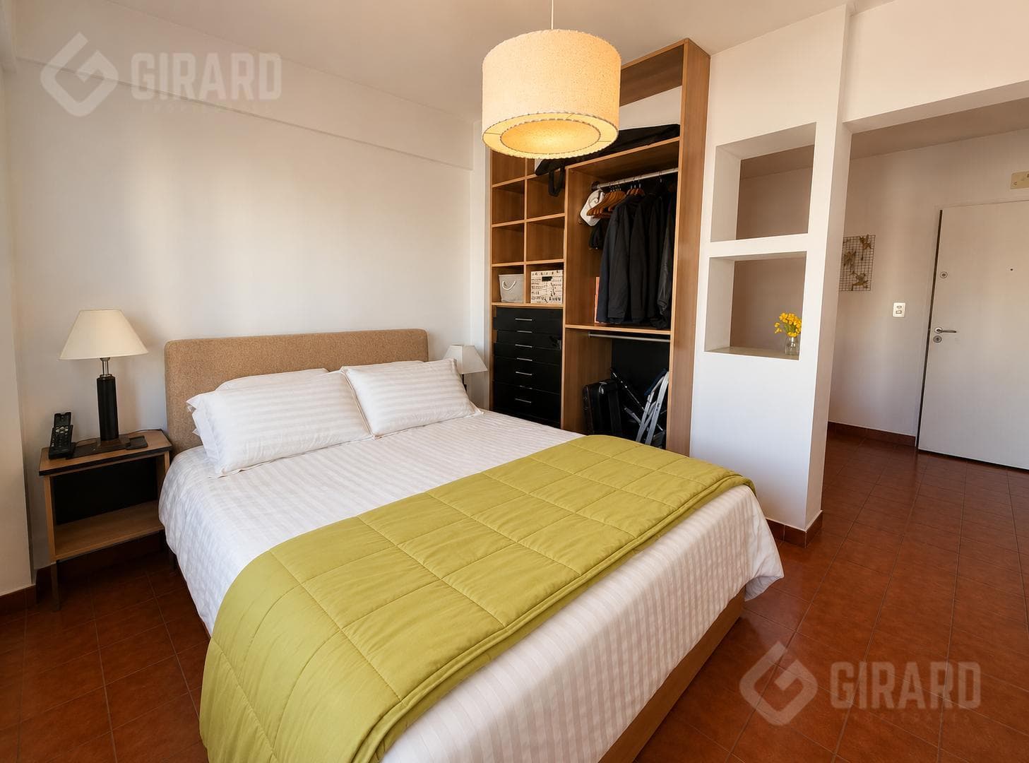 1-room apartment for sale in the Downtown area, in impeccable condition.