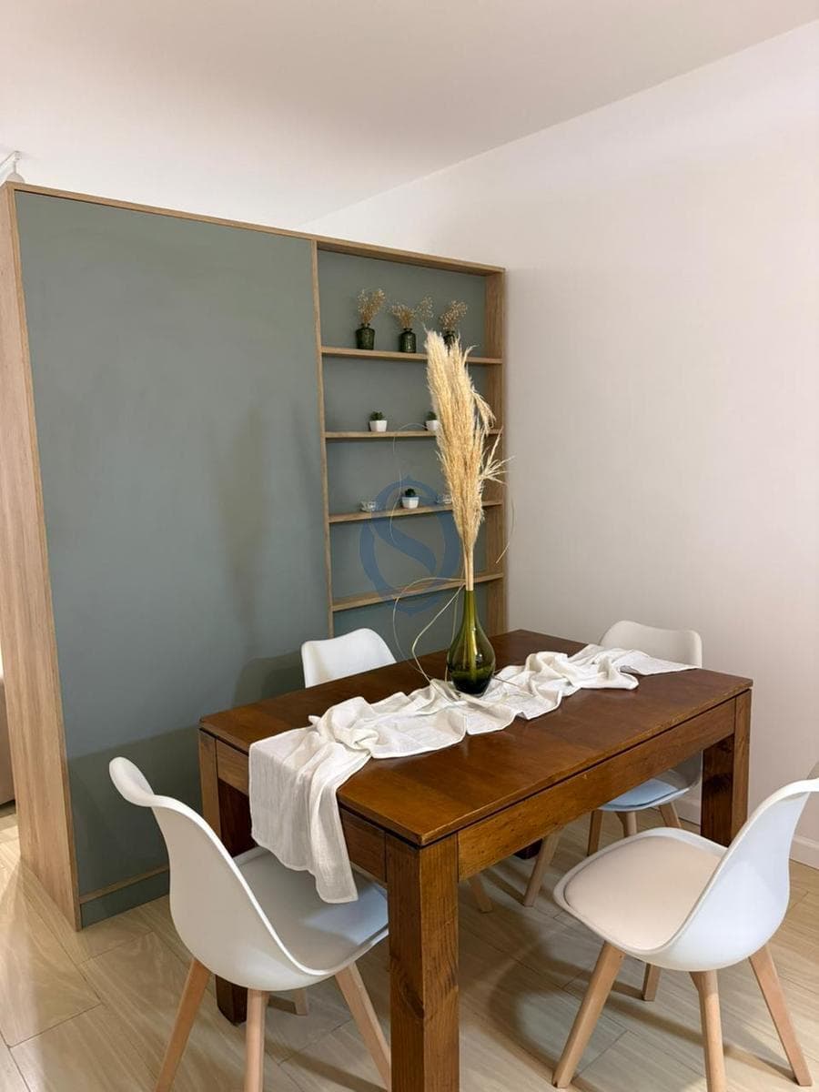For Sale - One-room apartment with a large window - Córdoba 1988