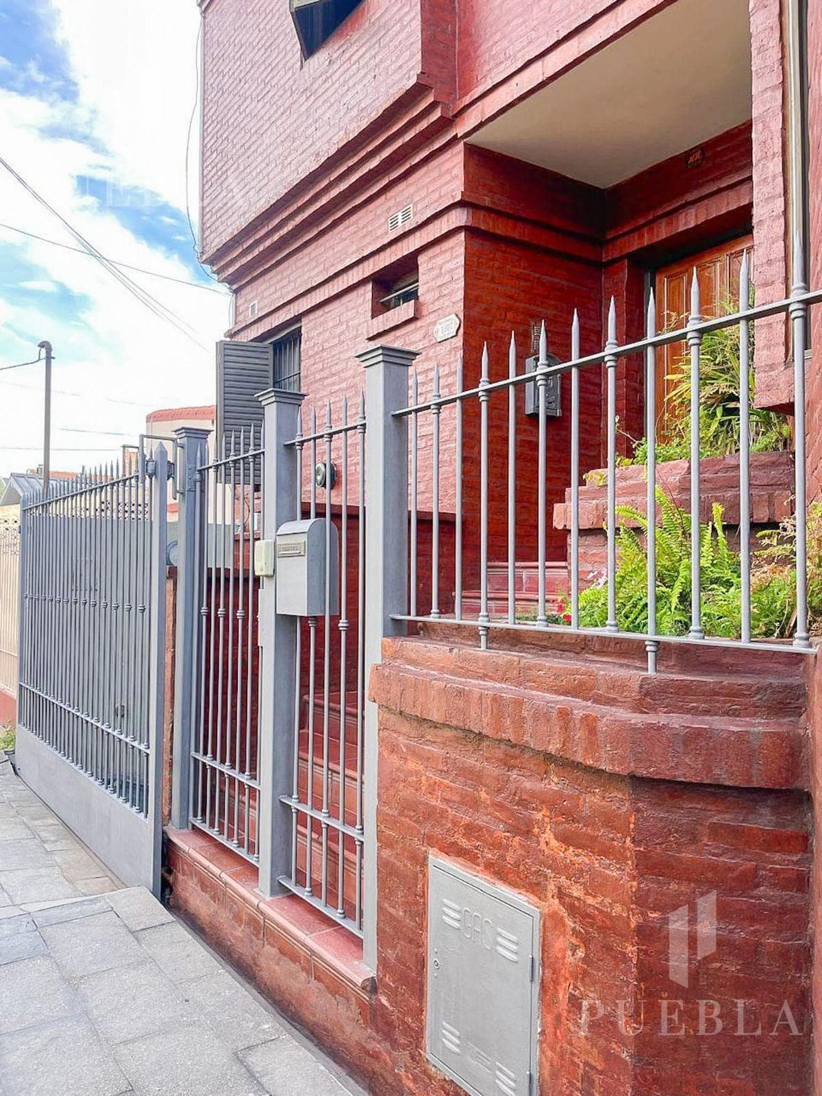FOR SALE: 5-ROOM DUPLEX-STYLE CONDOMINIUM IN MARTINEZ - NORTHERN AREA