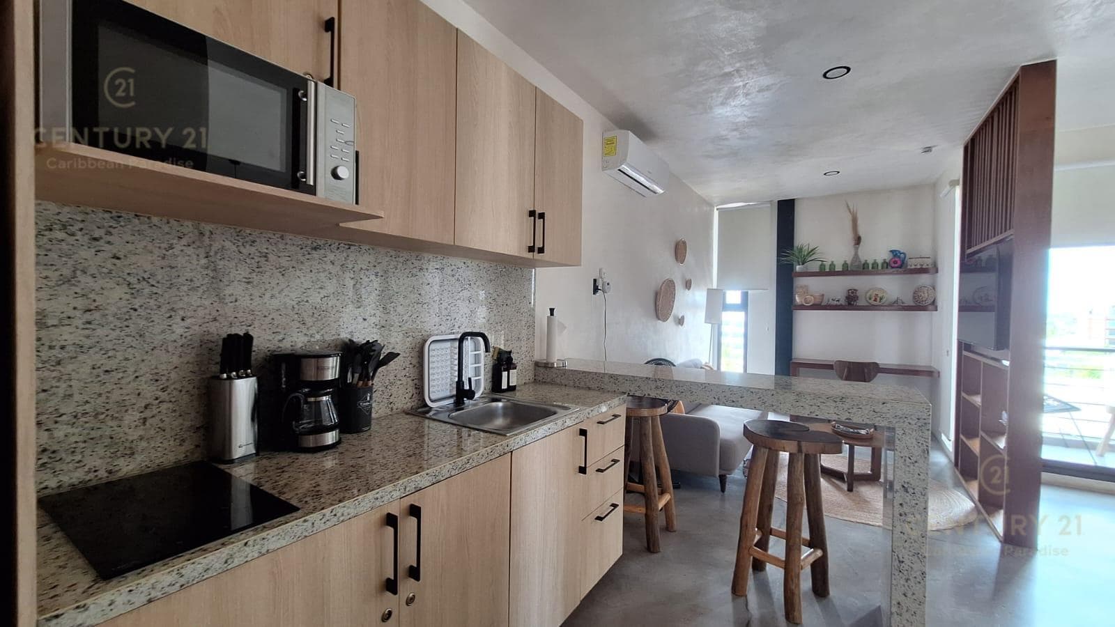 Luxury Studio for Sale in Tower 48, Just Steps from 5th Avenue and the Beach | Playa del Carmen P4550