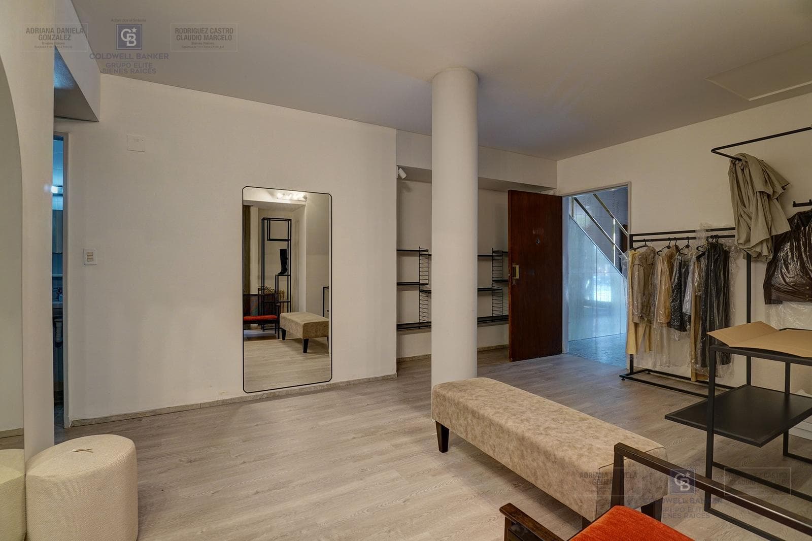 FOR SALE: 5-ROOM HOUSE-STYLE APARTMENT WITH STAFF QUARTERS, BOEDO AREA