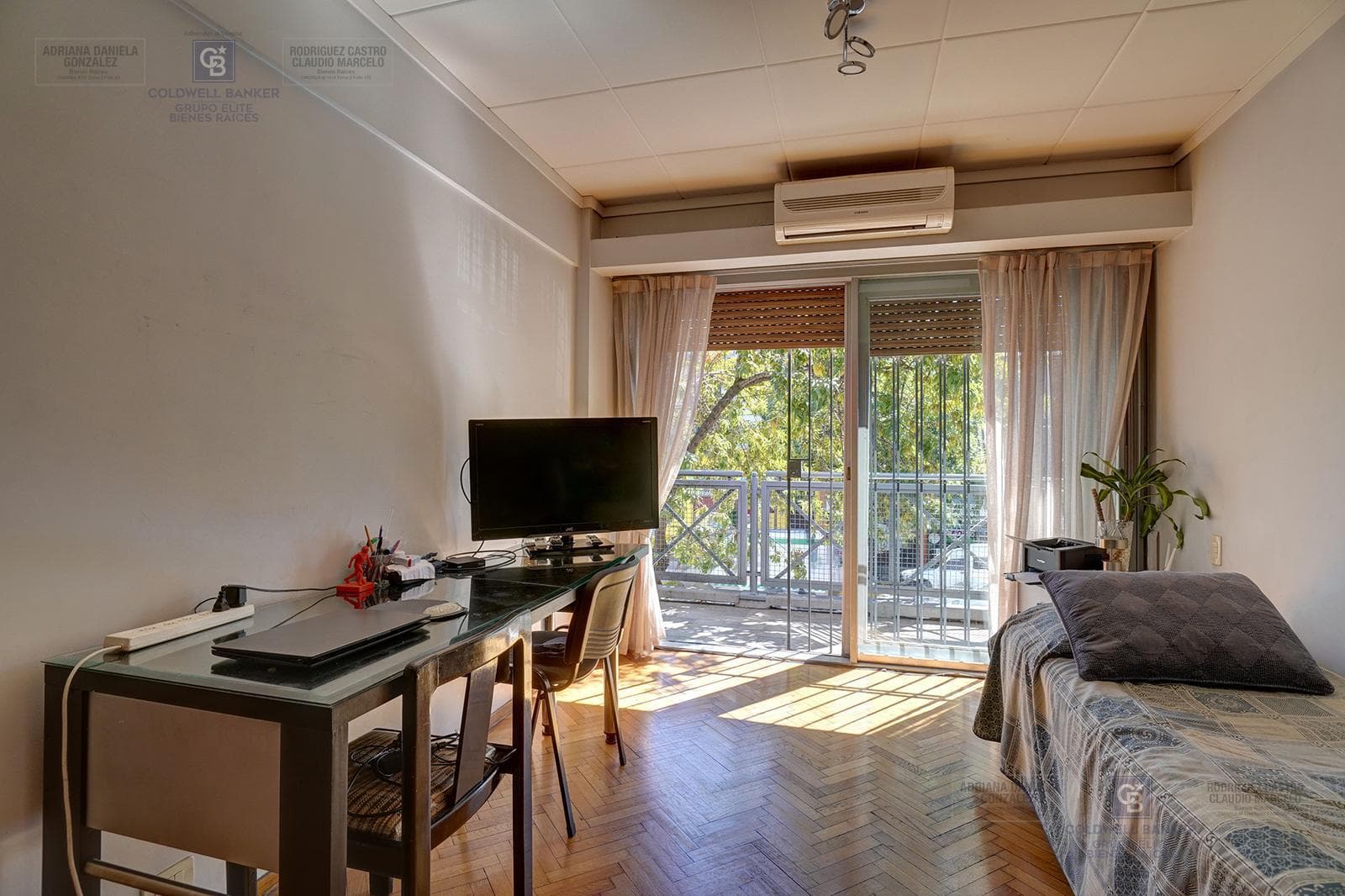 FOR SALE: 5-ROOM HOUSE-STYLE APARTMENT WITH STAFF QUARTERS, BOEDO AREA