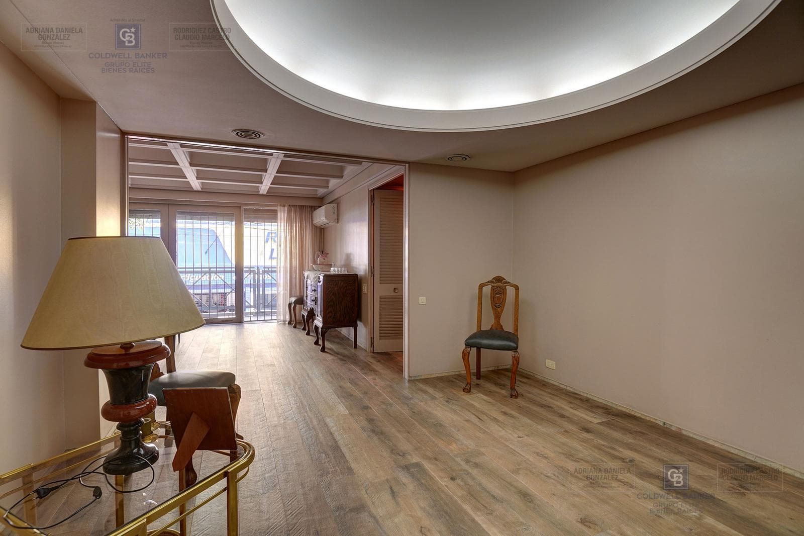 FOR SALE: 5-ROOM HOUSE-STYLE APARTMENT WITH STAFF QUARTERS, BOEDO AREA