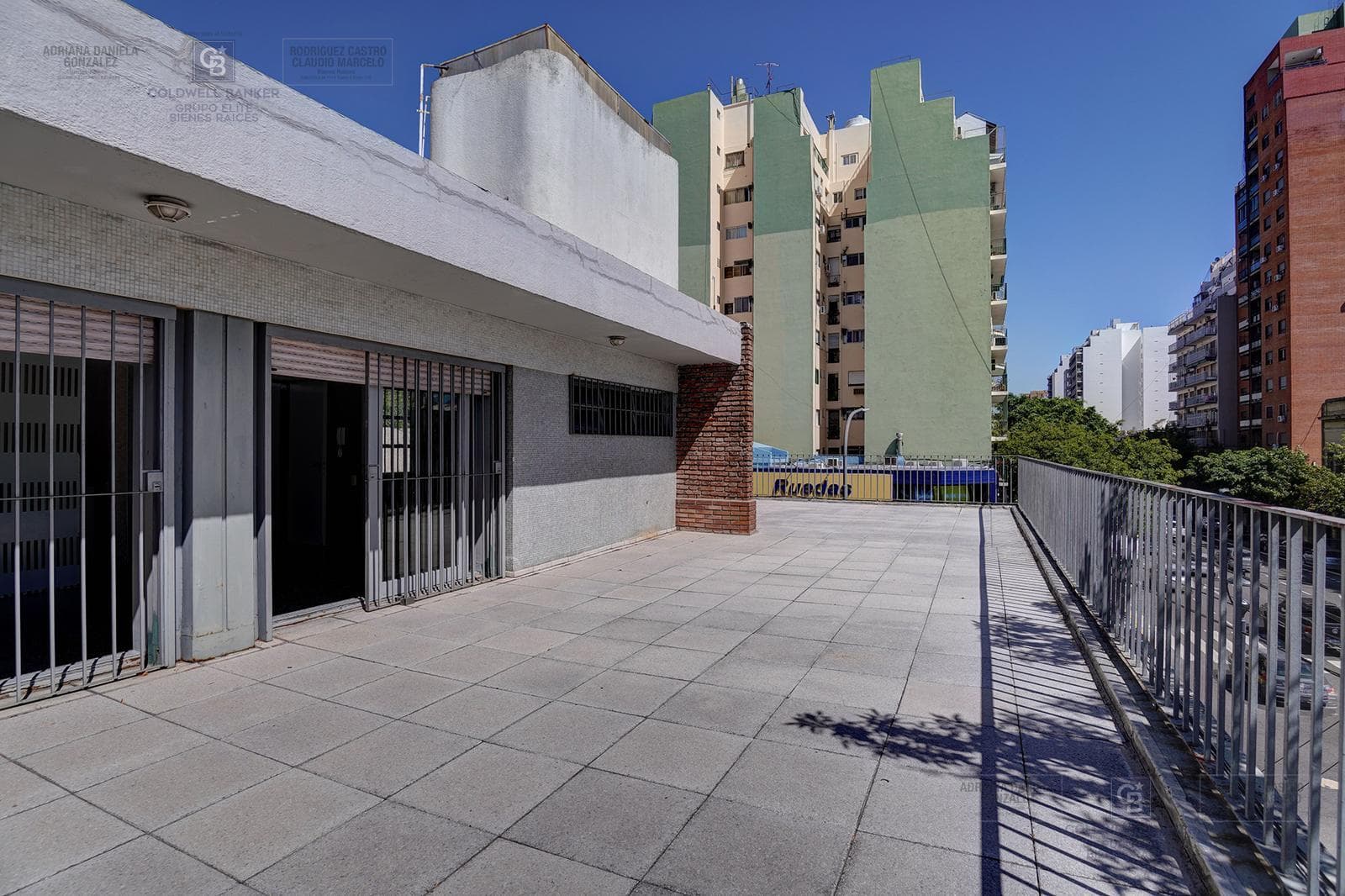FOR SALE: 5-ROOM HOUSE-STYLE APARTMENT WITH STAFF QUARTERS, BOEDO AREA