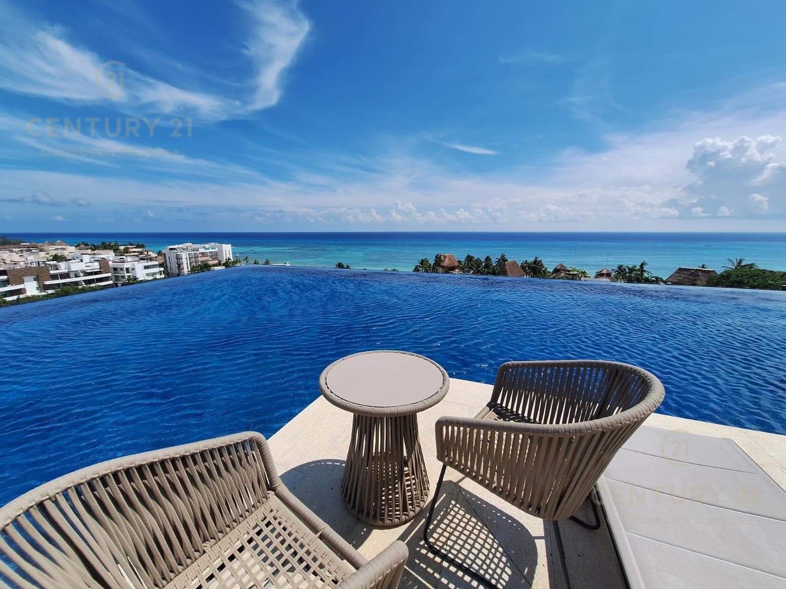 3-Bedroom Apartment for SALE with Balcony on a Corner Lot | Marila Playa Del Carmen P4556