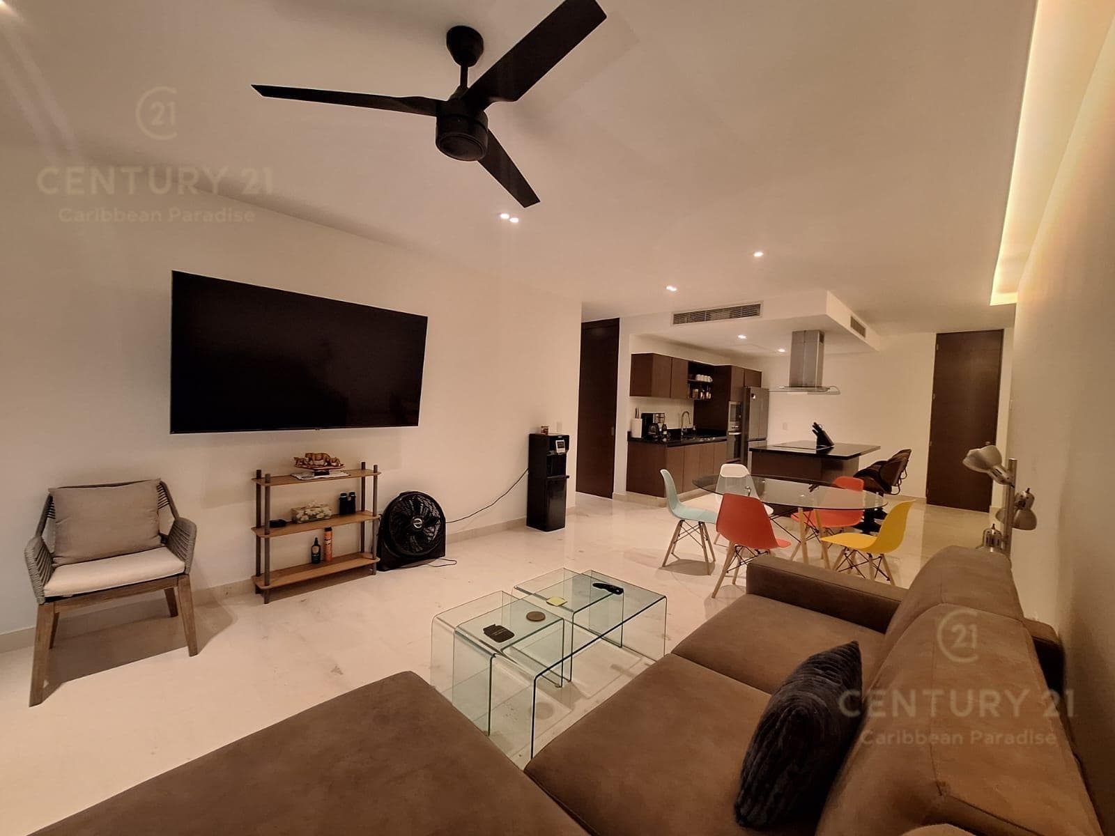 3-Bedroom Apartment for SALE with Balcony on a Corner Lot | Marila Playa Del Carmen P4556