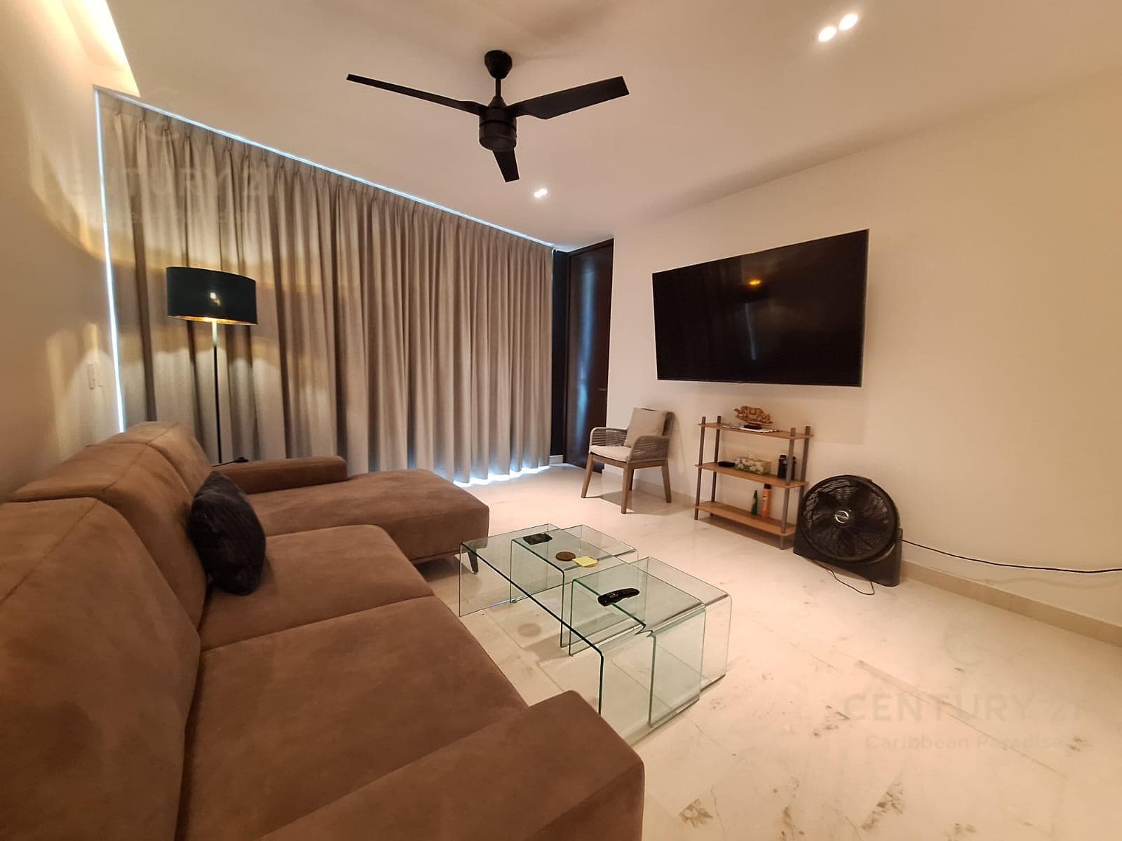 3-Bedroom Apartment for SALE with Balcony on a Corner Lot | Marila Playa Del Carmen P4556