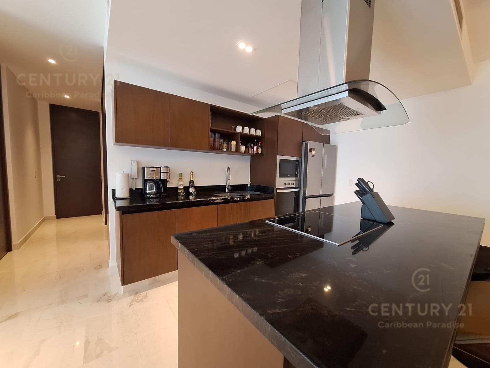 3-Bedroom Apartment for SALE with Balcony on a Corner Lot | Marila Playa Del Carmen P4556