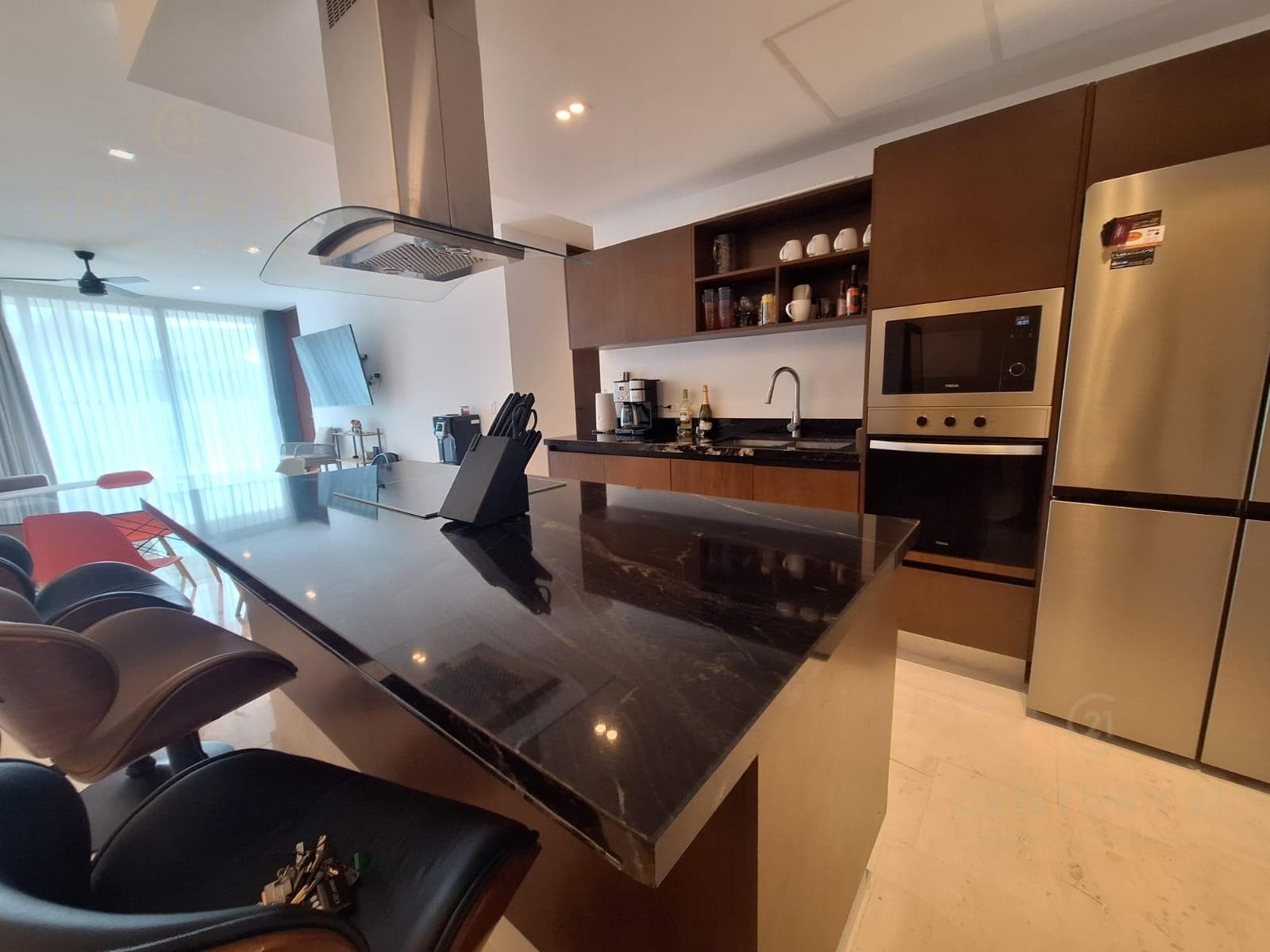 3-Bedroom Apartment for SALE with Balcony on a Corner Lot | Marila Playa Del Carmen P4556
