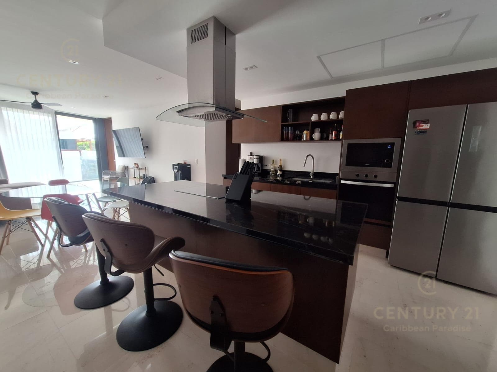3-Bedroom Apartment for SALE with Balcony on a Corner Lot | Marila Playa Del Carmen P4556