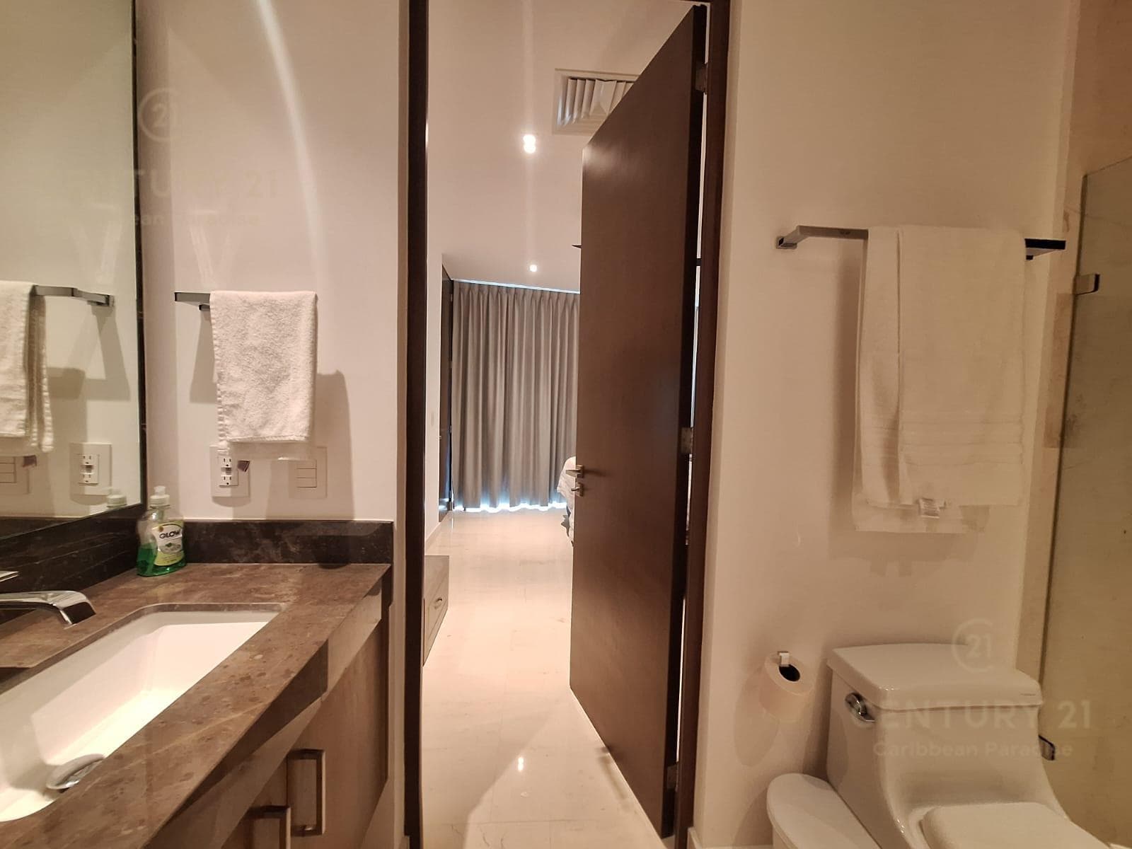 3-Bedroom Apartment for SALE with Balcony on a Corner Lot | Marila Playa Del Carmen P4556