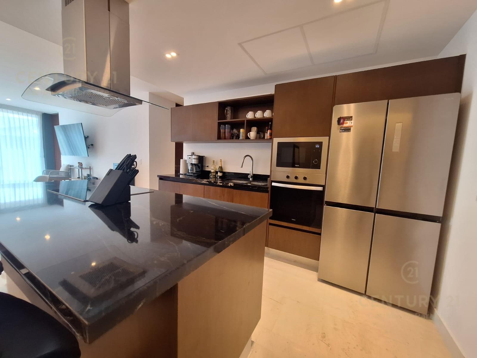 3-Bedroom Apartment for SALE with Balcony on a Corner Lot | Marila Playa Del Carmen P4556