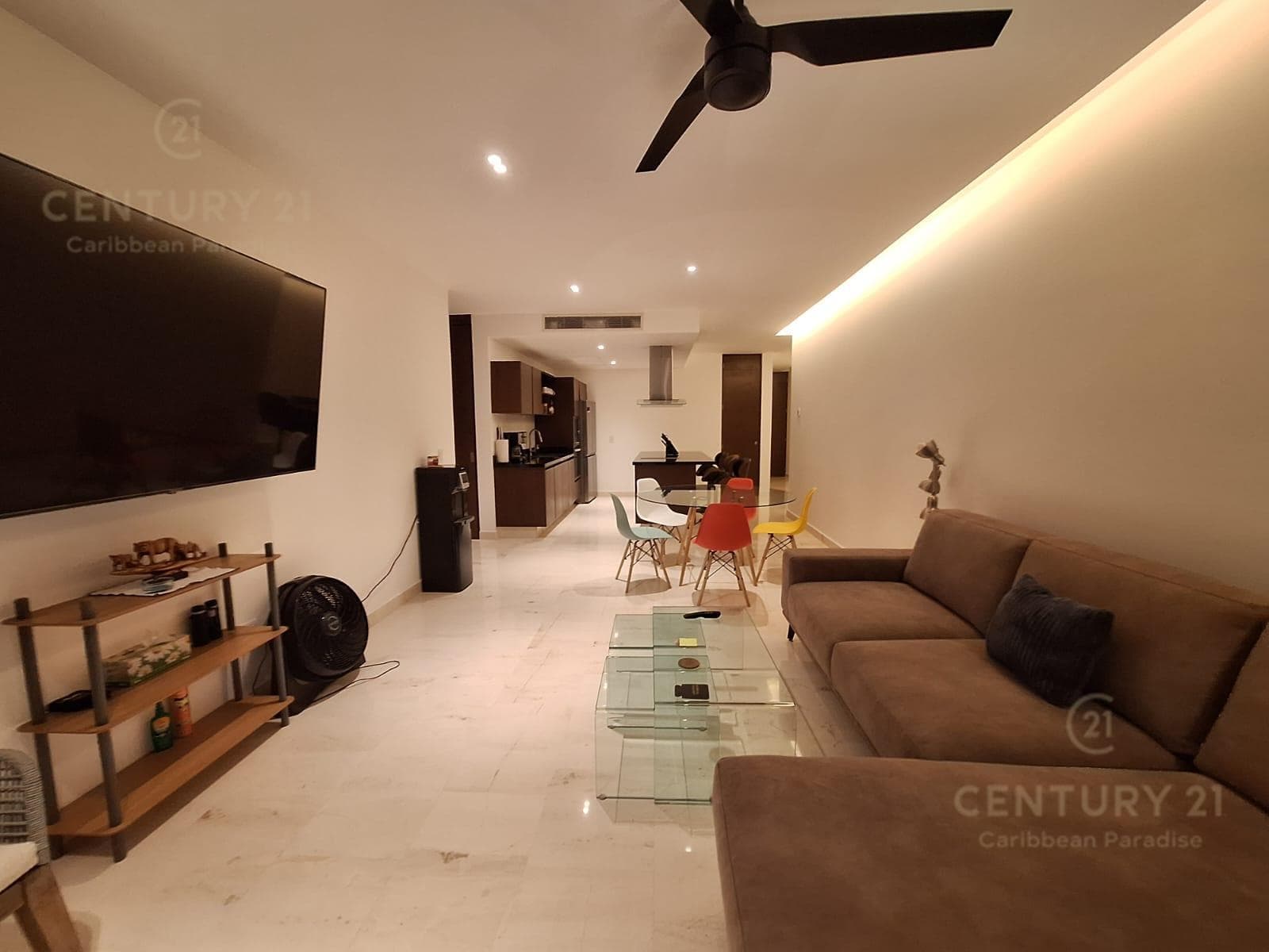 3-Bedroom Apartment for SALE with Balcony on a Corner Lot | Marila Playa Del Carmen P4556