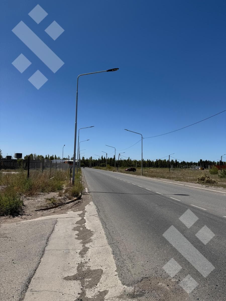 For Sale: 302 m² Lot - Confluencia Neighborhood - Plottier