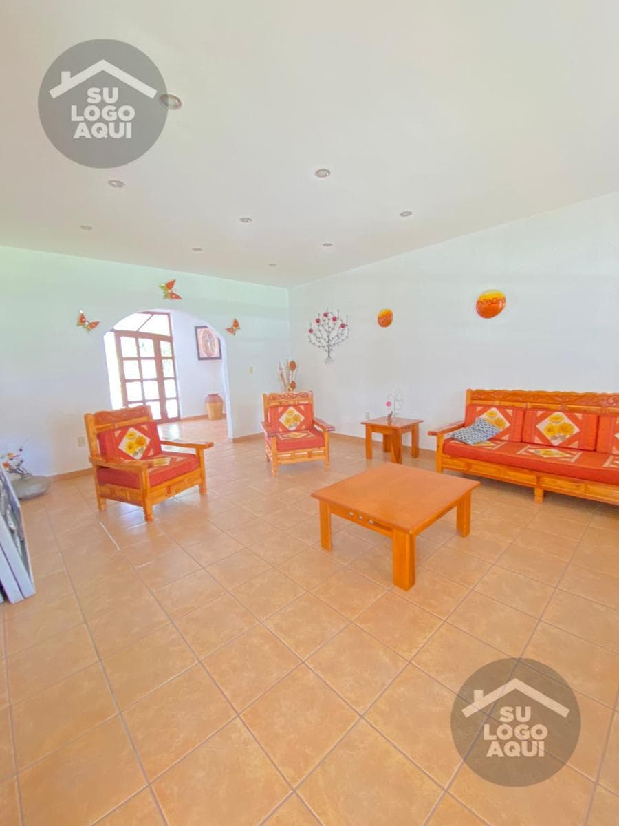 House for Sale in Real del Puente—Excellent Location
