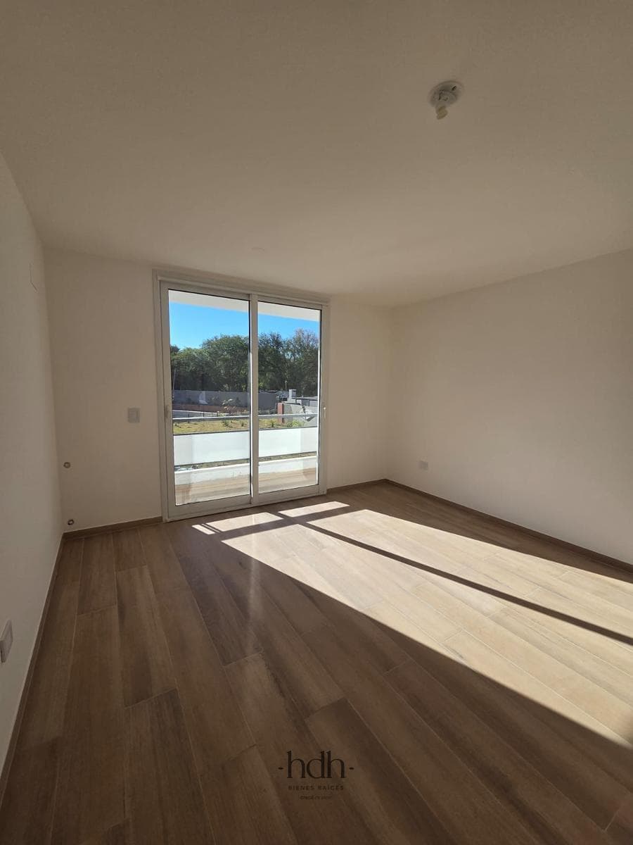 House for rent in Housing Las Veras: 2-bedroom, 1-bathroom duplex with a patio in Valle Escondido