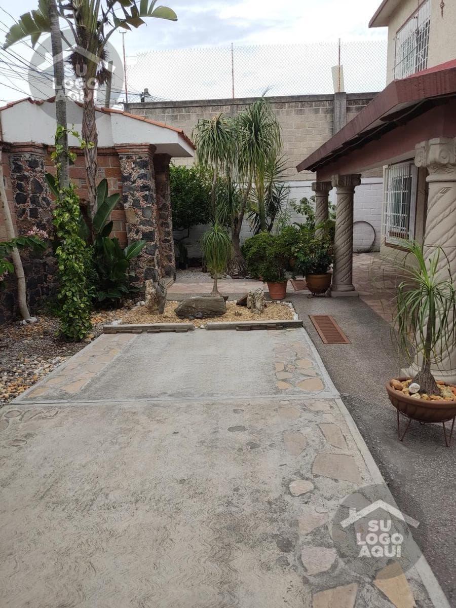 Beautiful house for SALE in Tetecolala, Morelos