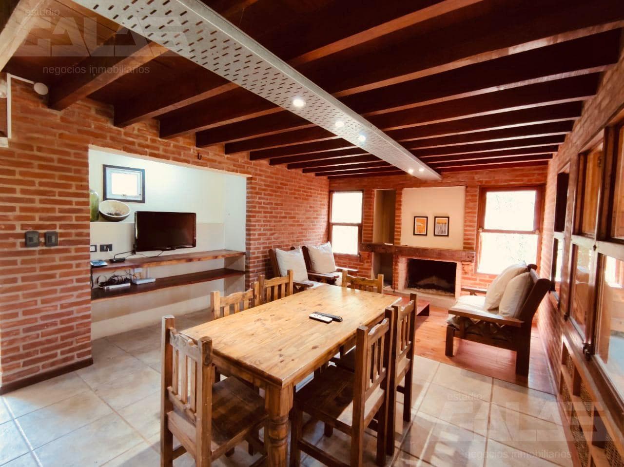 HOUSE | 3 ROOMS | DECK AND BARBECUE | READY TO MOVE IN | FOREST | MAR DE LAS PAMPAS