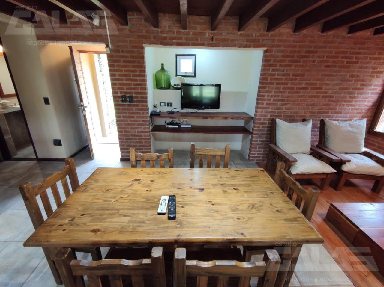HOUSE | 3 ROOMS | DECK AND BARBECUE | READY TO MOVE IN | FOREST | MAR DE LAS PAMPAS