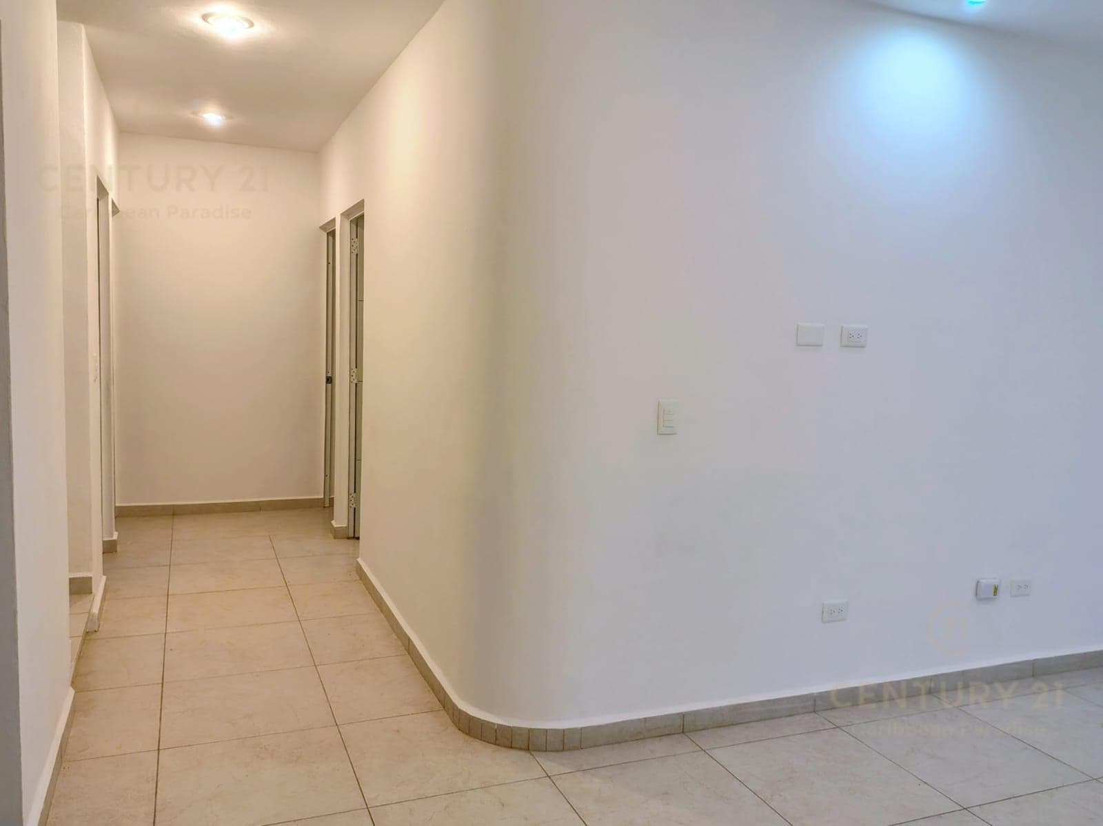 4-Bedroom Penthouse for Sale in Puerto Morelos | With a Spacious Terrace | C4125