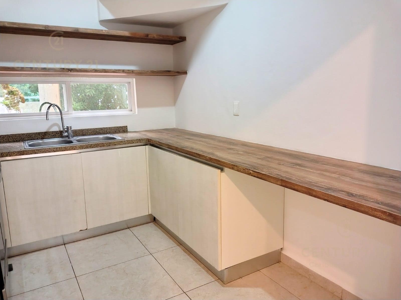 4-Bedroom Penthouse for Sale in Puerto Morelos | With a Spacious Terrace | C4125