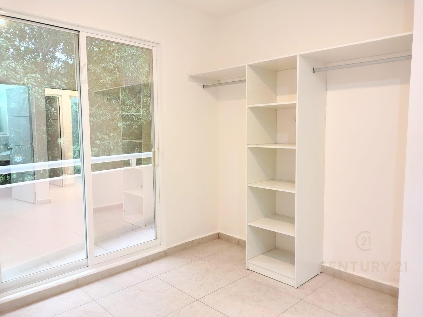 4-Bedroom Penthouse for Sale in Puerto Morelos | With a Spacious Terrace | C4125