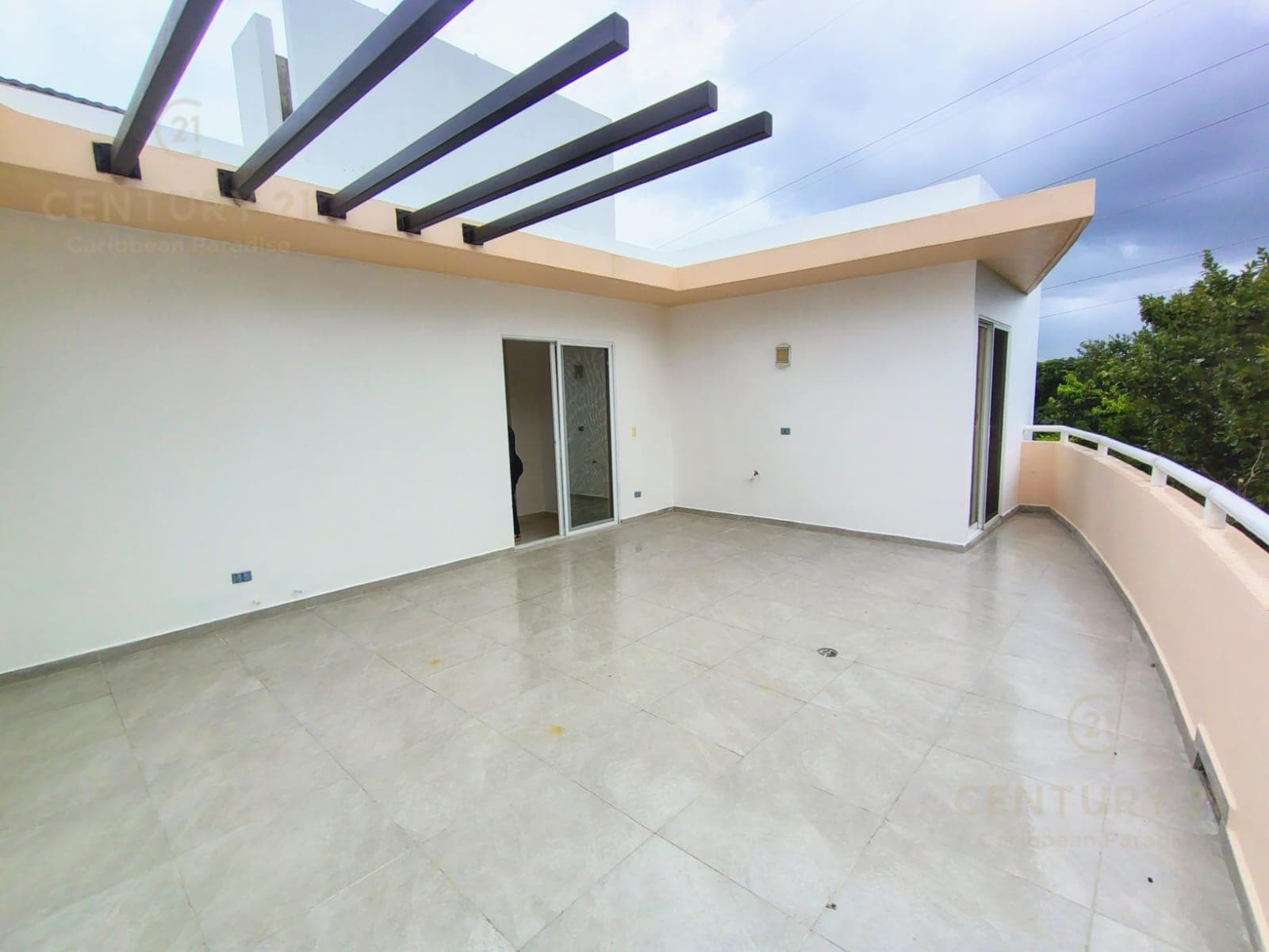 4-Bedroom Penthouse for Sale in Puerto Morelos | With a Spacious Terrace | C4125