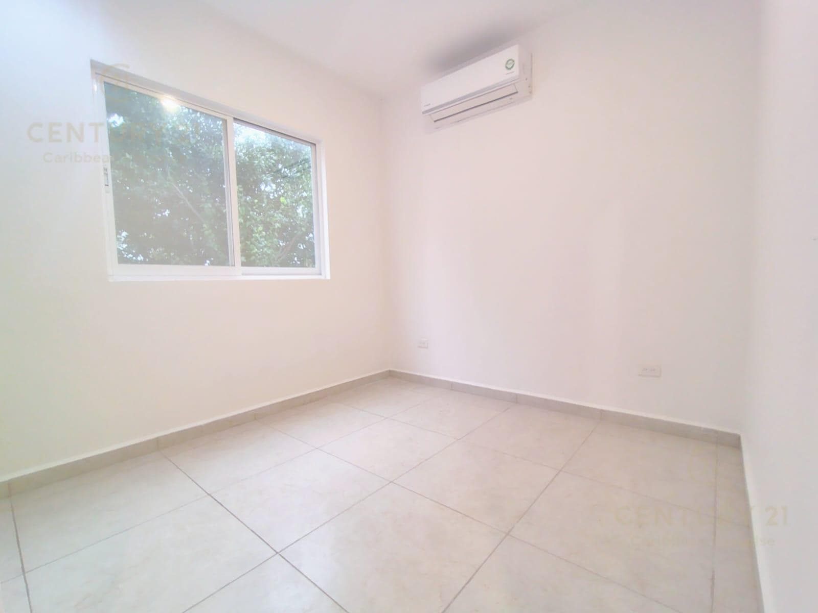4-Bedroom Penthouse for Sale in Puerto Morelos | With a Spacious Terrace | C4125