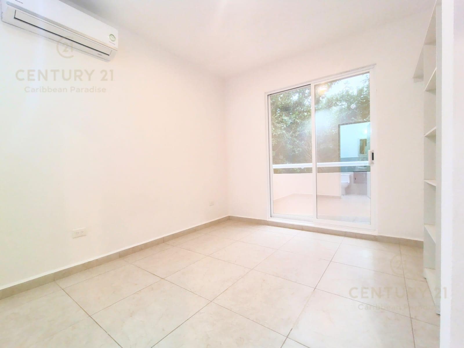 4-Bedroom Penthouse for Sale in Puerto Morelos | With a Spacious Terrace | C4125