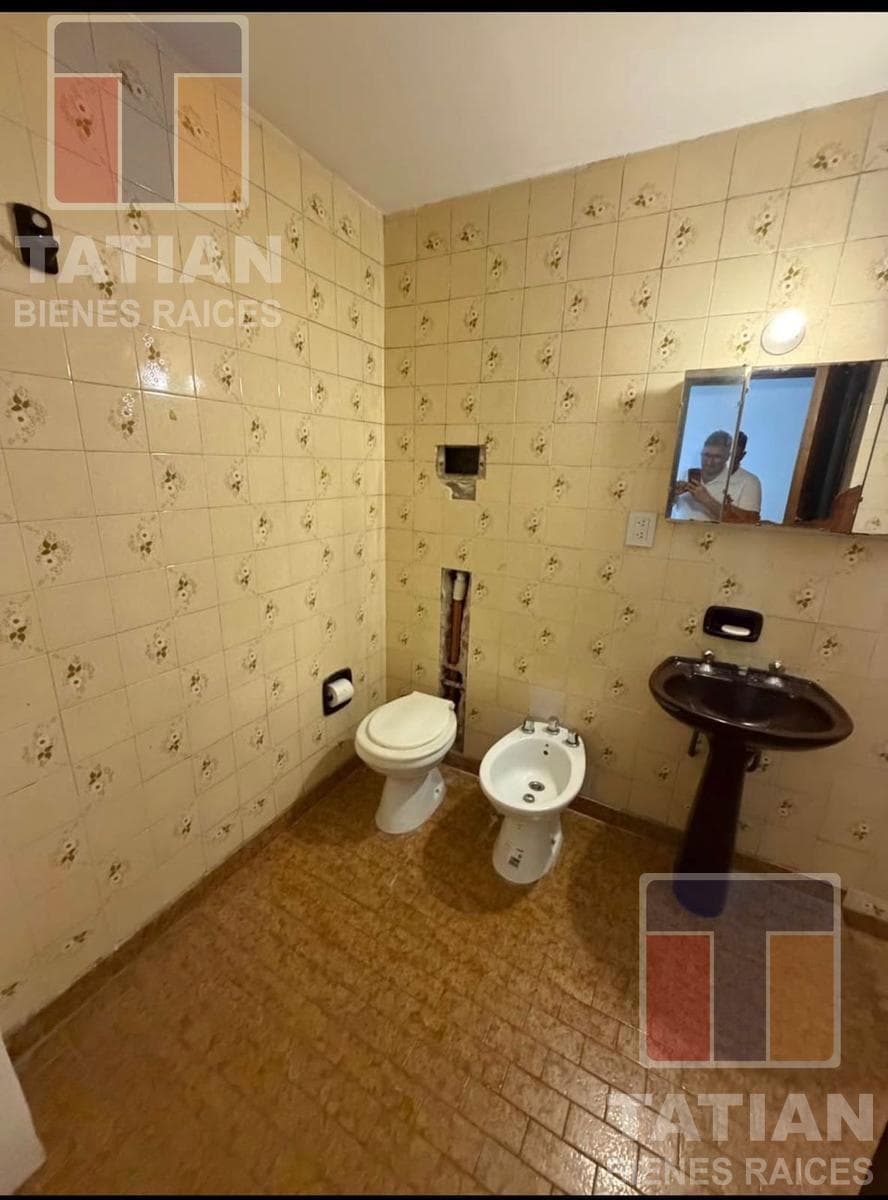 2-Bedroom House in Cerro Chico / Spacious Yard and Garage