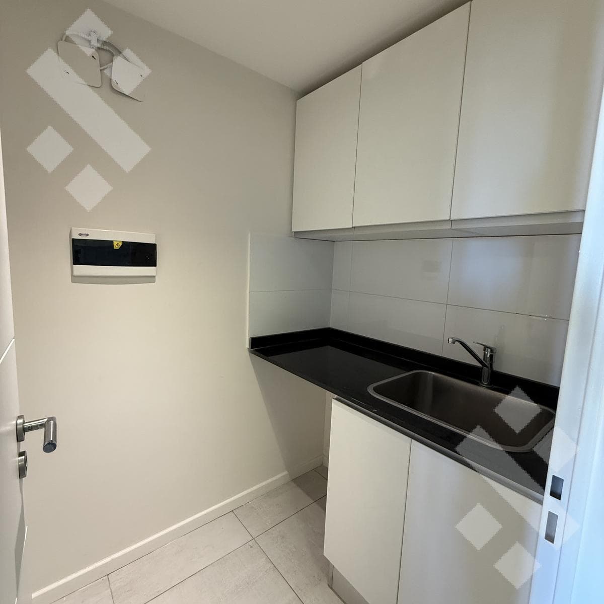 FOR SALE: 3-Bedroom Apartment, 2 Parking Spaces, Jardines del Rey Neighborhood - Neuquén
