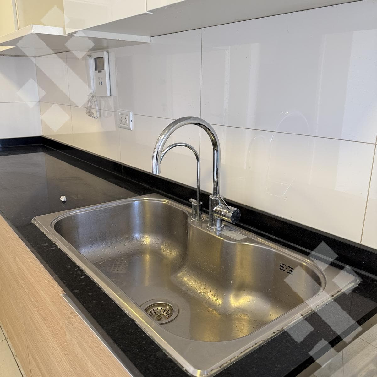 FOR SALE: 3-Bedroom Apartment, 2 Parking Spaces, Jardines del Rey Neighborhood - Neuquén