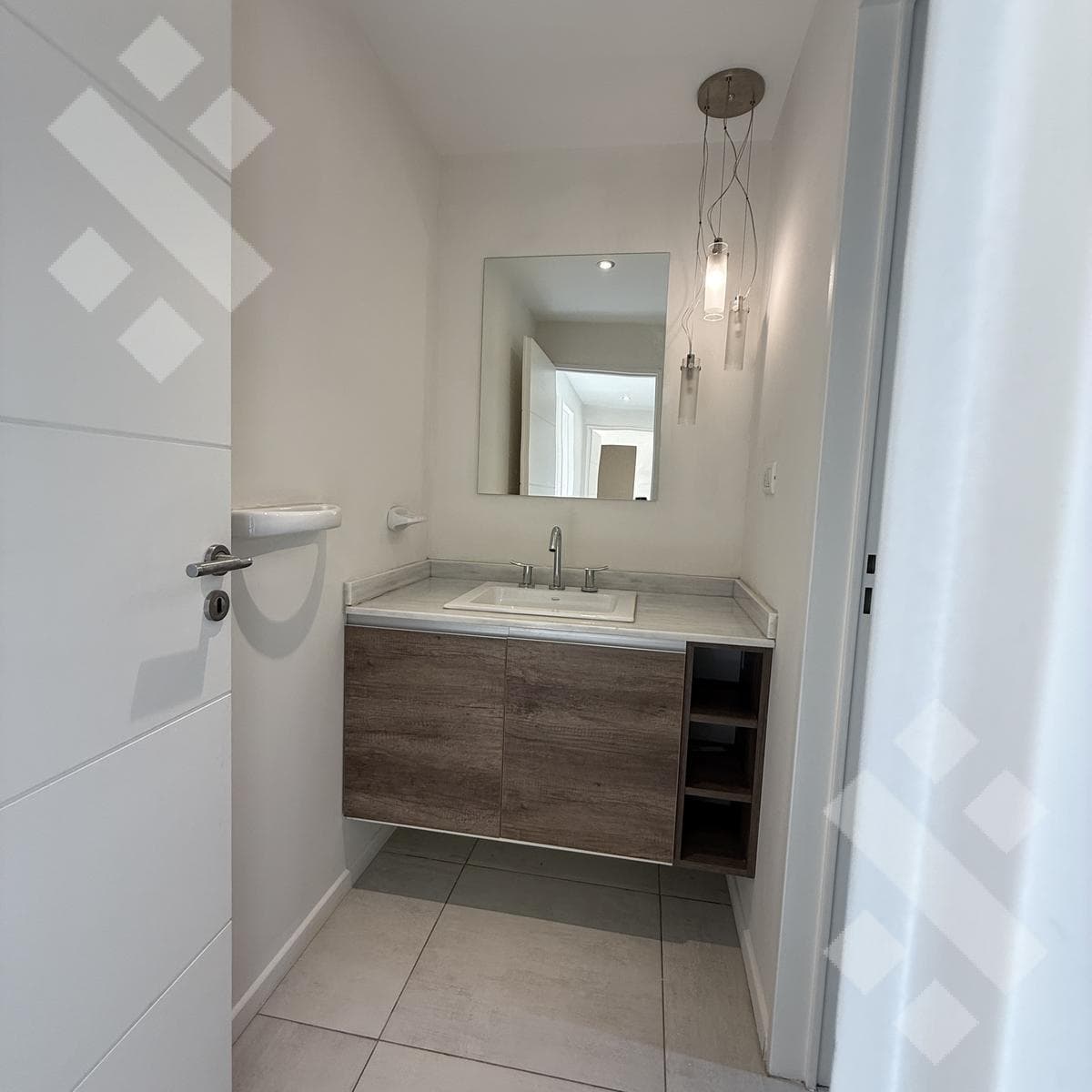 FOR SALE: 3-Bedroom Apartment, 2 Parking Spaces, Jardines del Rey Neighborhood - Neuquén