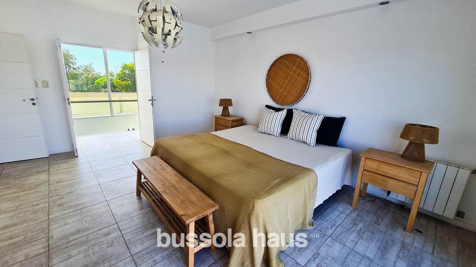 House for Sale at 100 Ceibos Street, lot by the water, Puertos Escobar