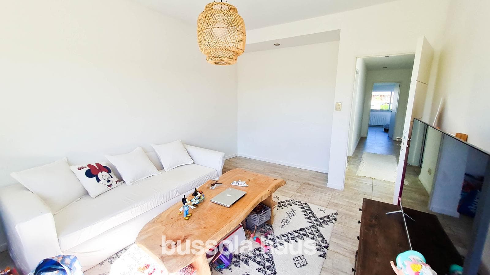 House for Sale at 100 Ceibos Street, lot by the water, Puertos Escobar