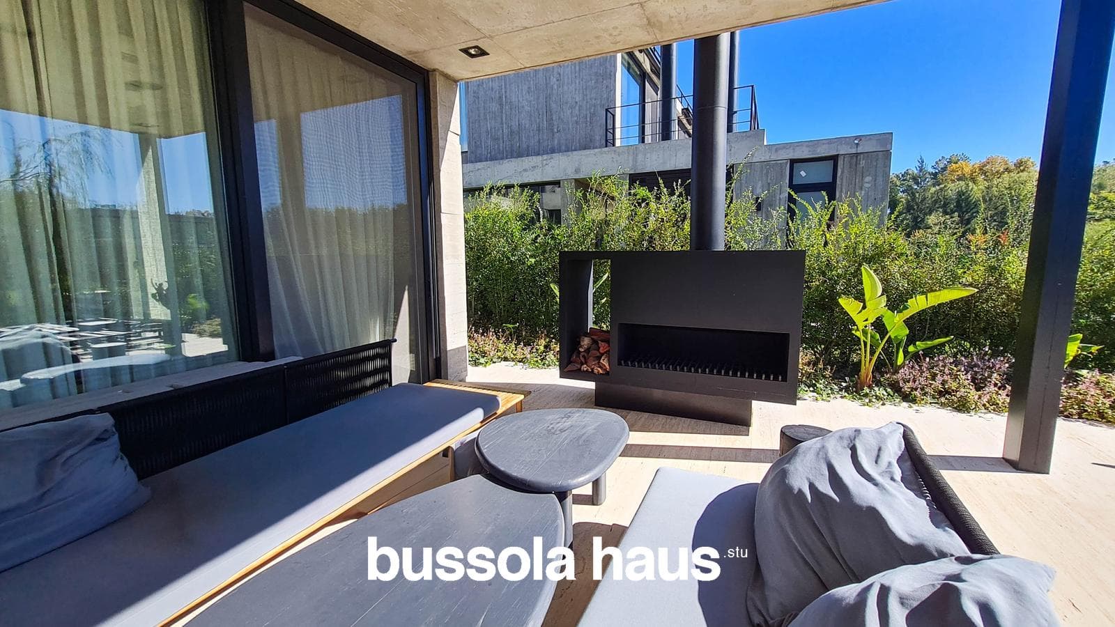 4-Bedroom House by the River in El Yacht Nordelta