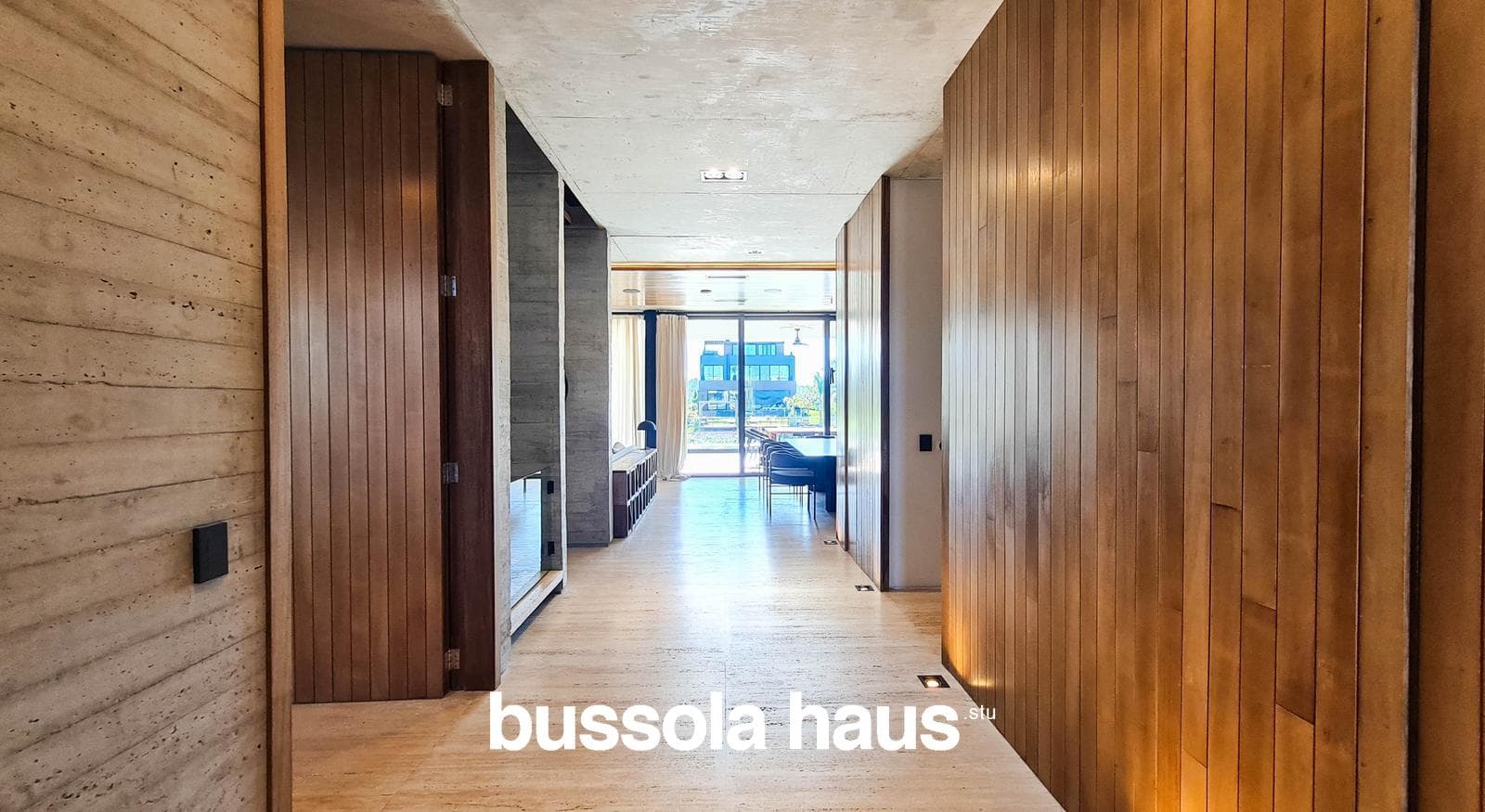 4-Bedroom House by the River in El Yacht Nordelta
