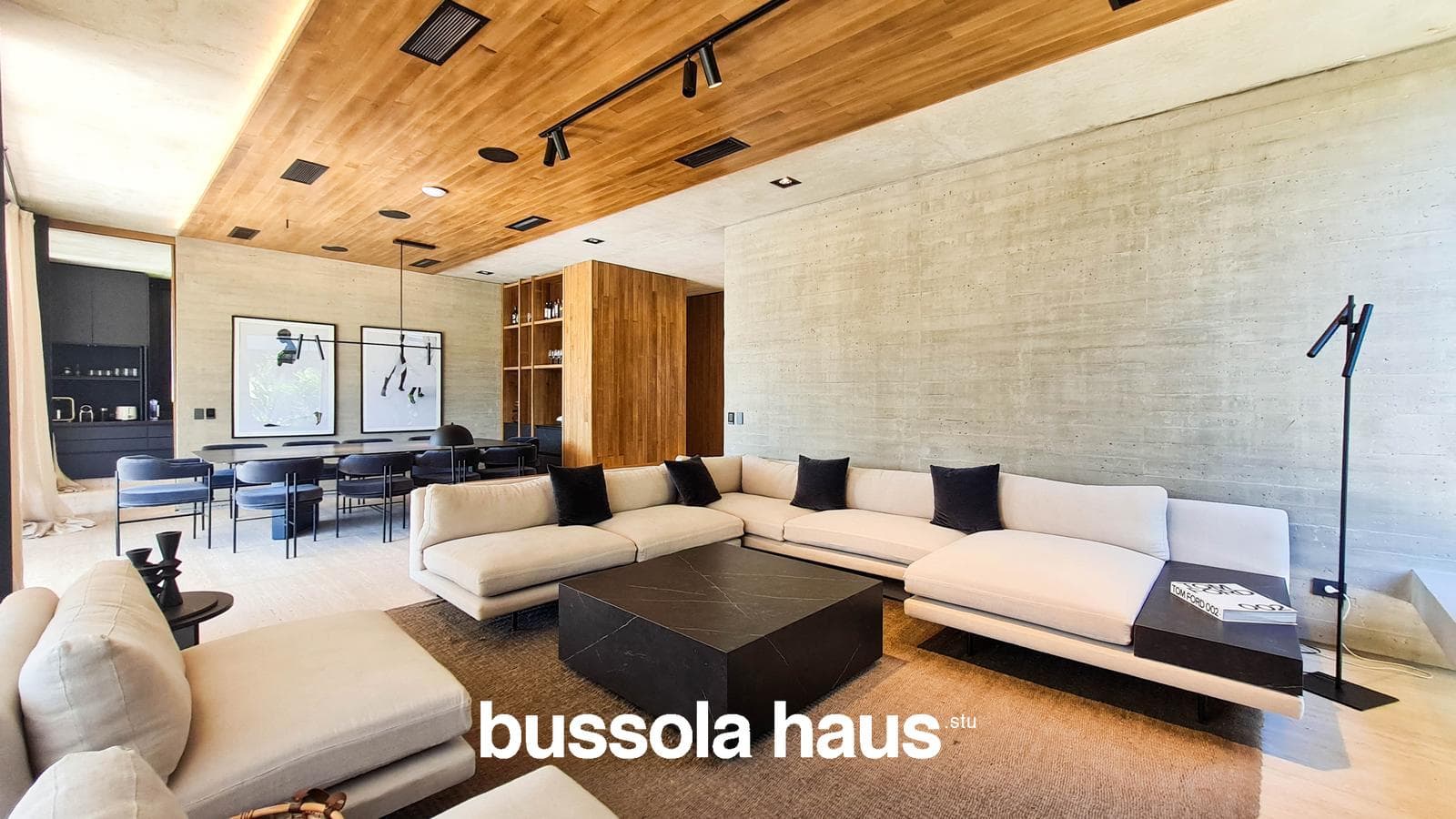 4-Bedroom House by the River in El Yacht Nordelta