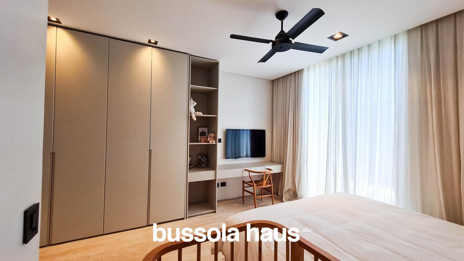 4-Bedroom House by the River in El Yacht Nordelta