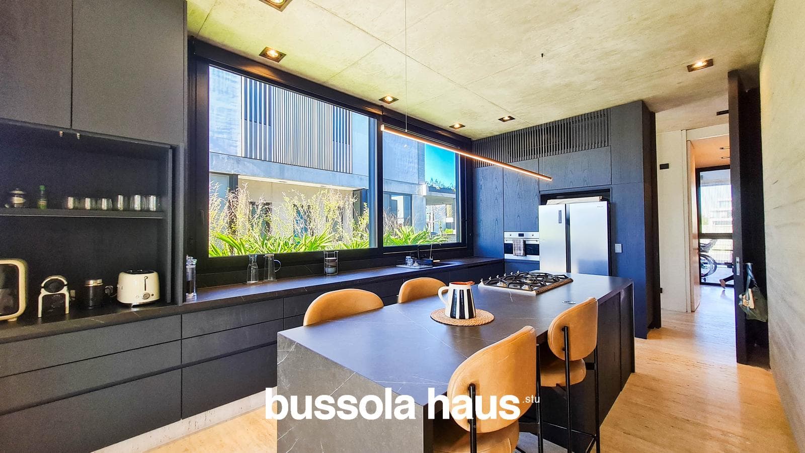 4-Bedroom House by the River in El Yacht Nordelta