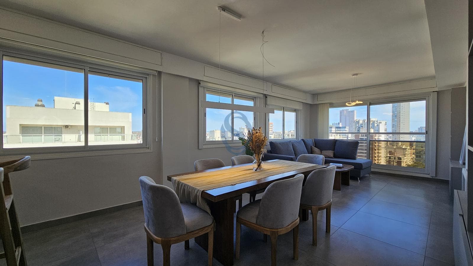 For Sale - Renovated four-room apartment with garage - Bolivar 1001