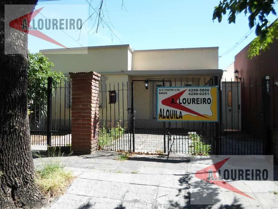 House-style apartment for rent!!