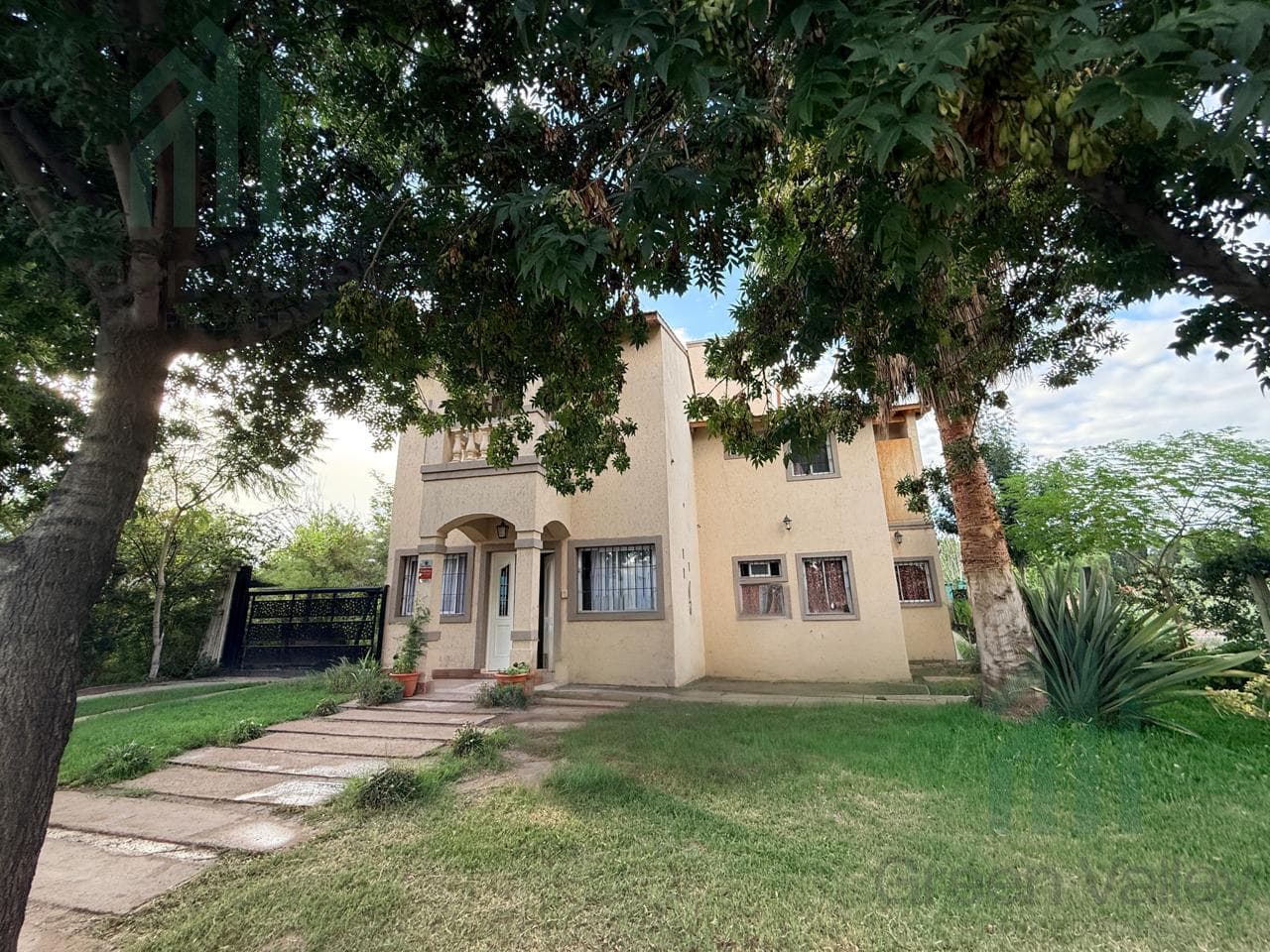 House in the Mendoza Rugby Club Subdivision