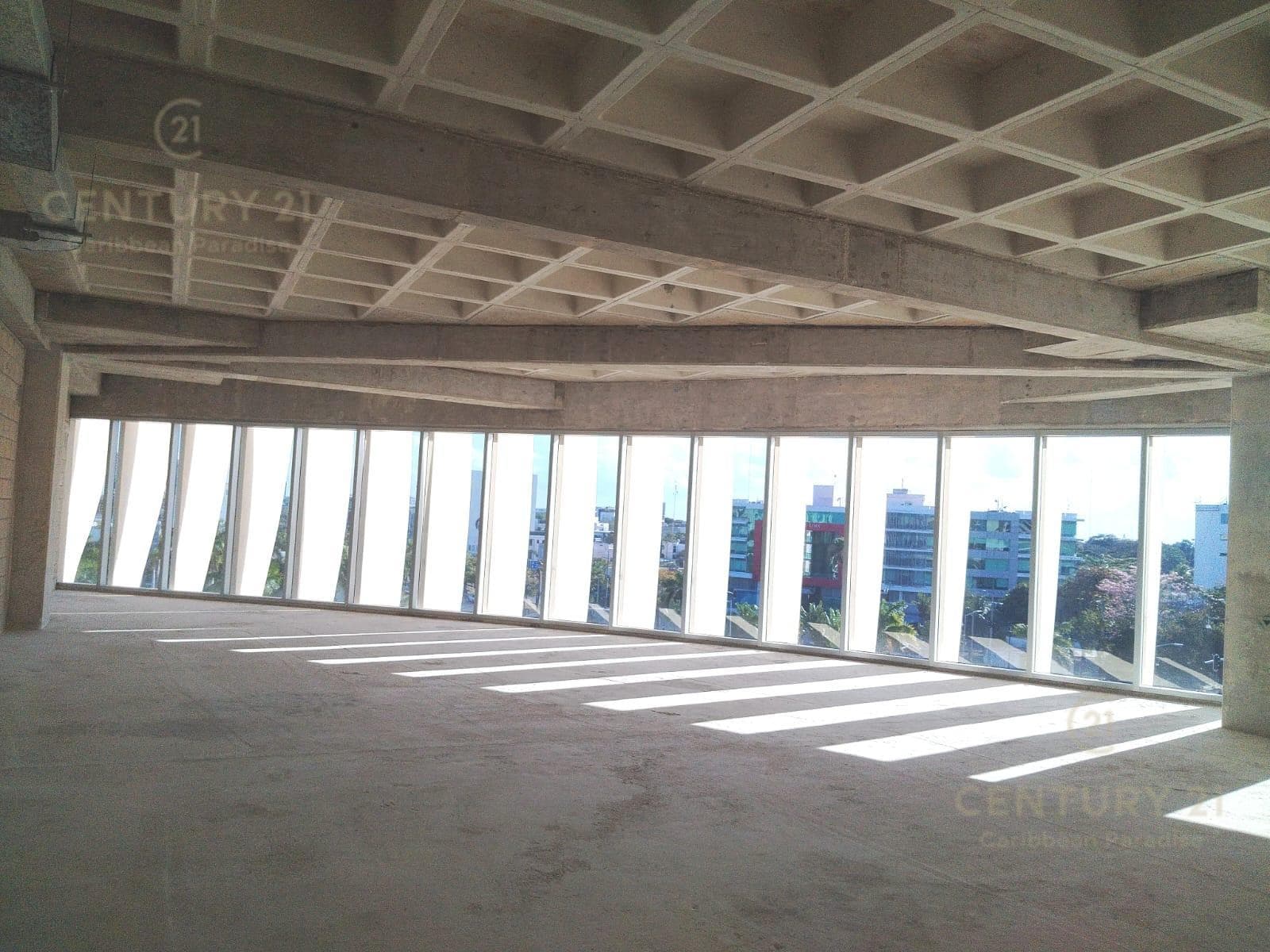 OFFICE FOR RENT AT PLAZA NIDO, PUERTO CANCUN C4147
