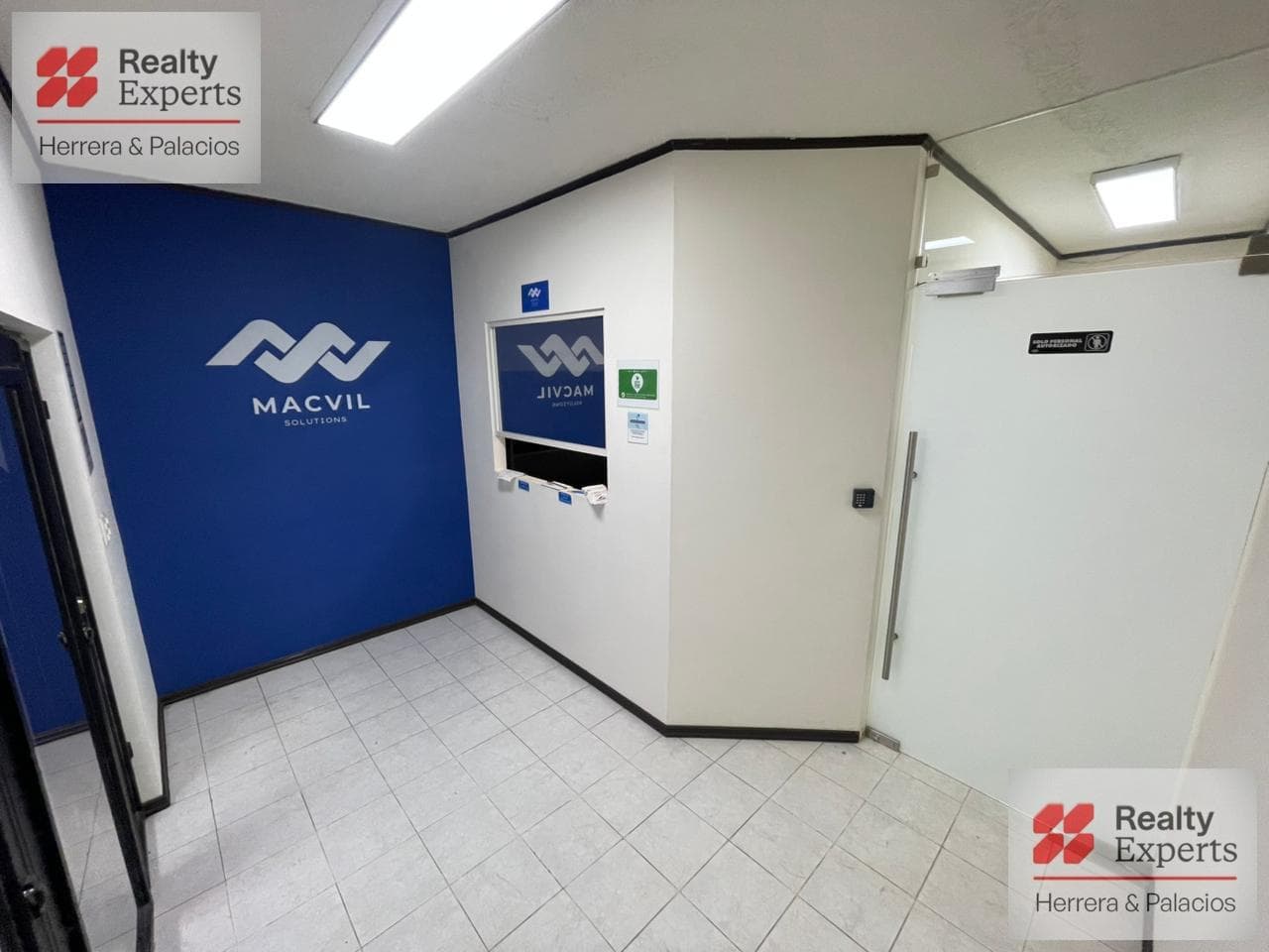 OFFICE FOR RENT IN COLONIA CHAPULTEPEC, SAN NICOLAS DE LOS GARZA, NL