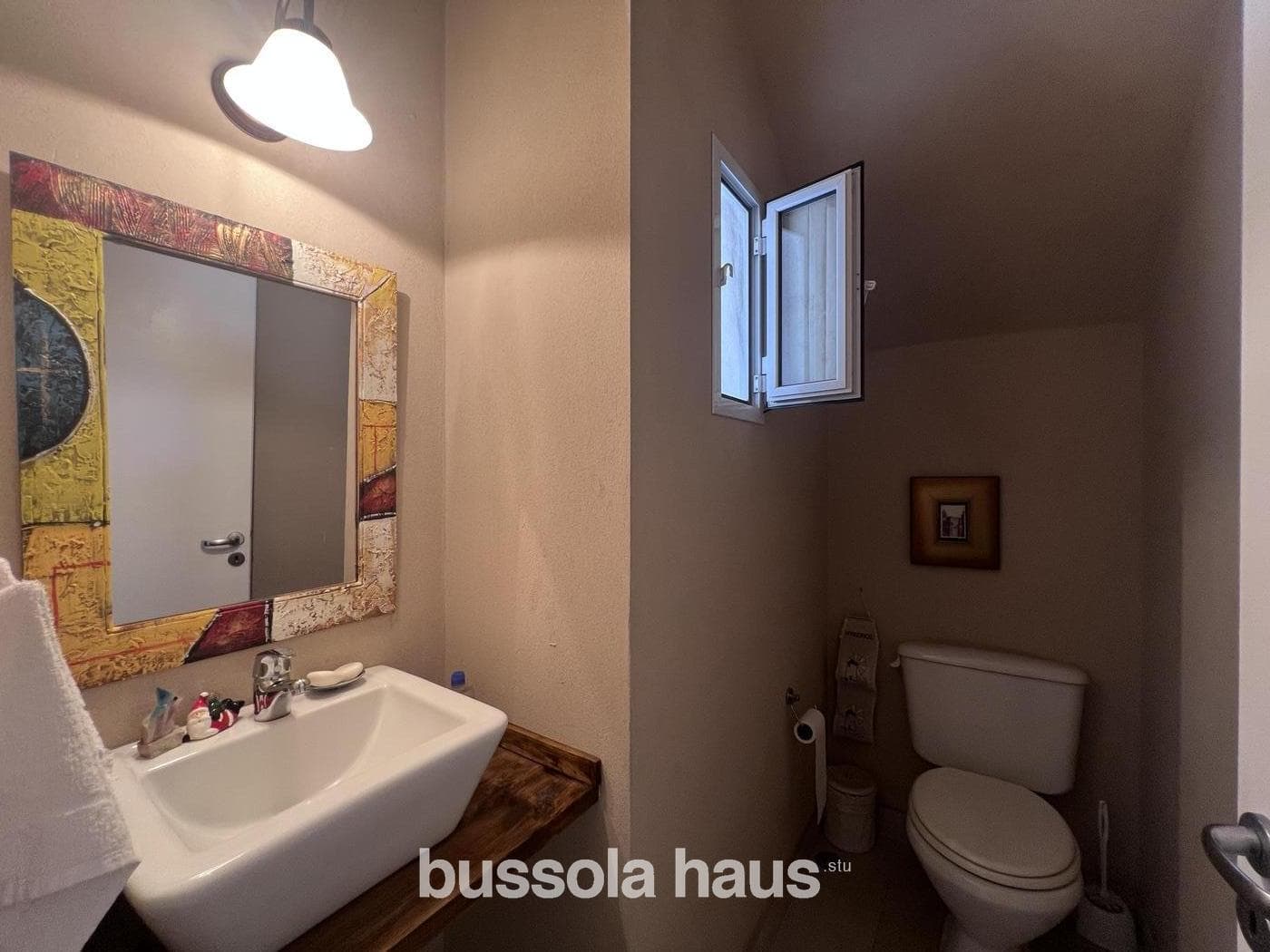 4-Bedroom House for Sale on an Interior Lot in San Isidro Labrador